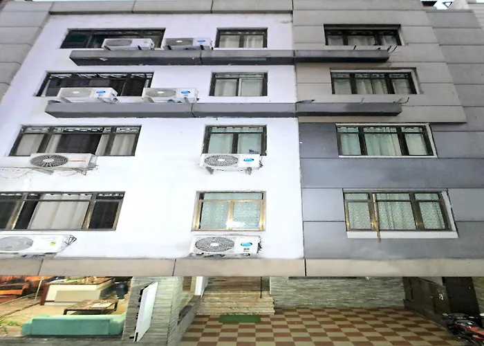 Hotel Laxmi Villa Palace-Near Jaipur Railway Station