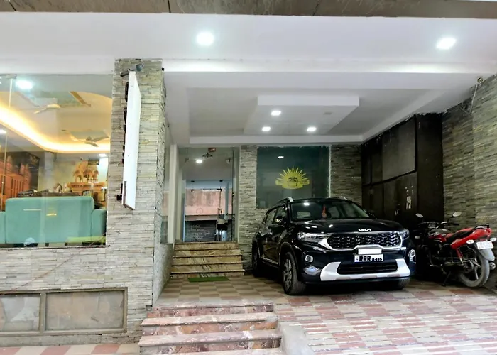 Hotel Laxmi Villa Palace-Near Jaipur Railway Station